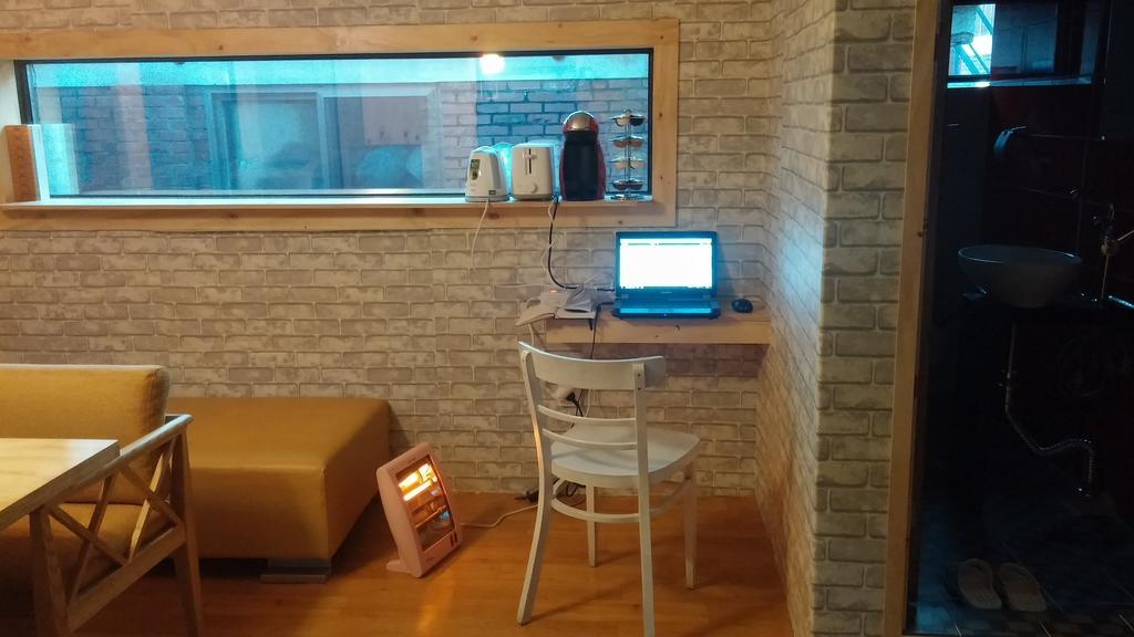 Social House Hotel Seoul Room photo